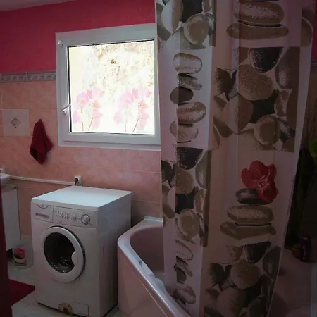 Rose Corse - Grand Etage Vue Valinco 4 Pers * Santa-Maria-Figaniella
